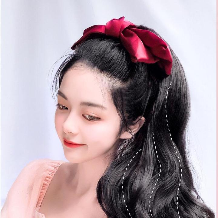 Kucyk z kokardką i klipsem - obrazek 4